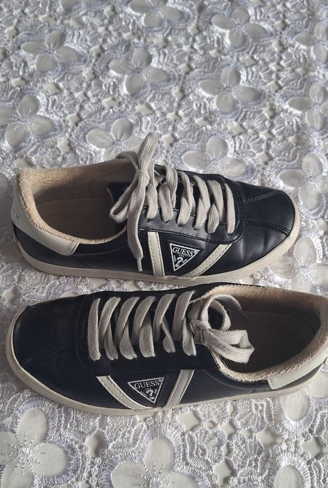 Sneakersy guess roz 37 wkładka 23,5 cm