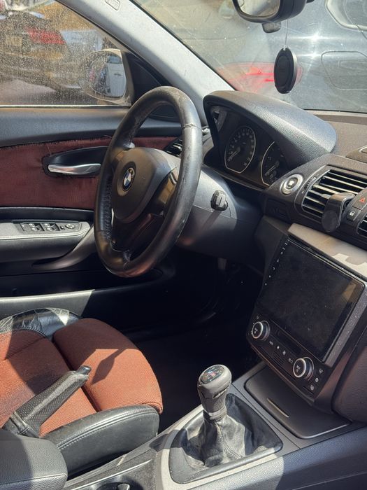 BMW 118D 2009 c/ Garantia