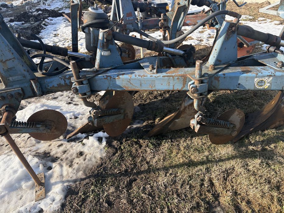 Pługi overum kverneland