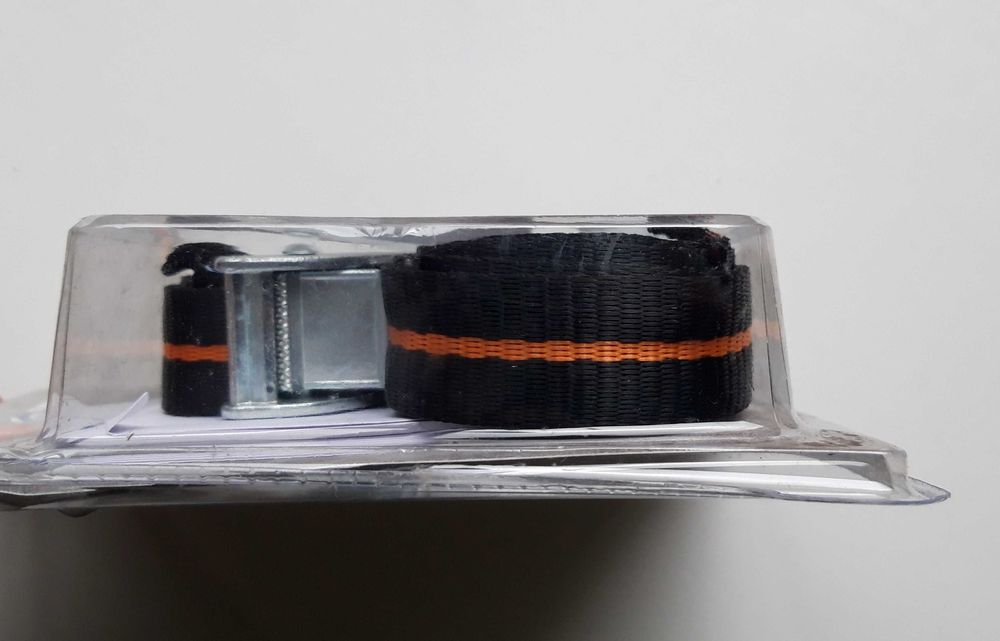 Conjunto de 2 cintas catraca - Artigo NOVO.