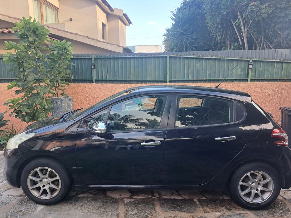 Peugeot 208 1.2 VTi Active ( usado ) — photo 2