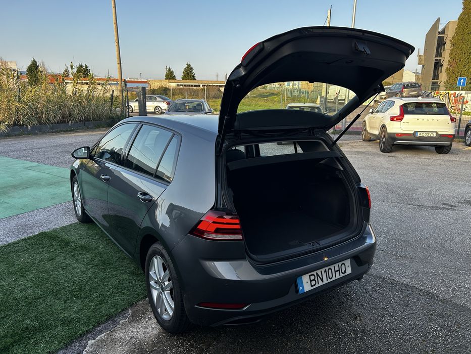 Golf 2018 - em otimo estado