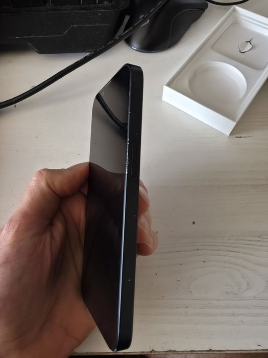Iphone 13  smartphone