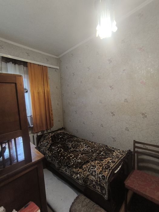 Продається будинок вул Червона Рута