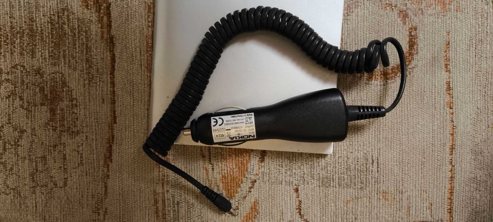 Nokia oryginalna ładowarka samochodowa NOKIA (cieńki bolec)