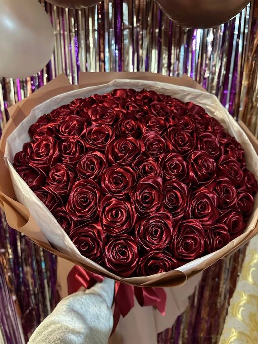 Букет троянд з атласної стрічки / букеты с атласной ленты