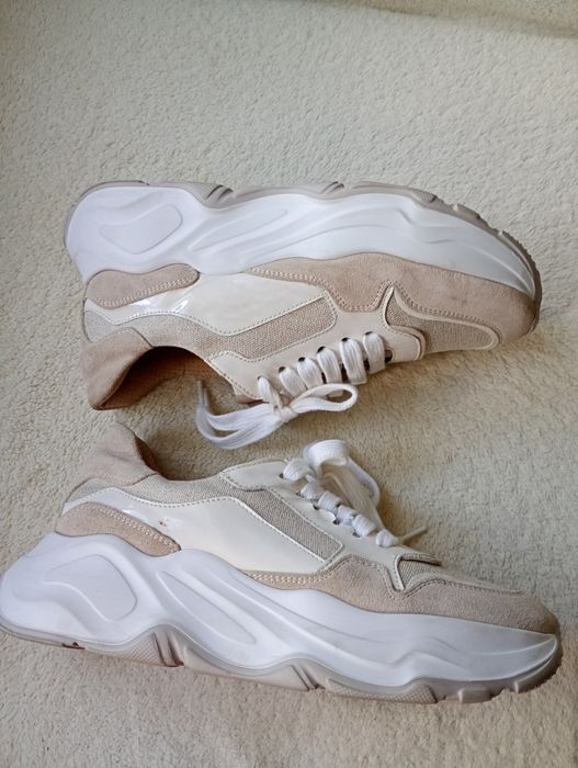 Sneakersy Bellariva skóra