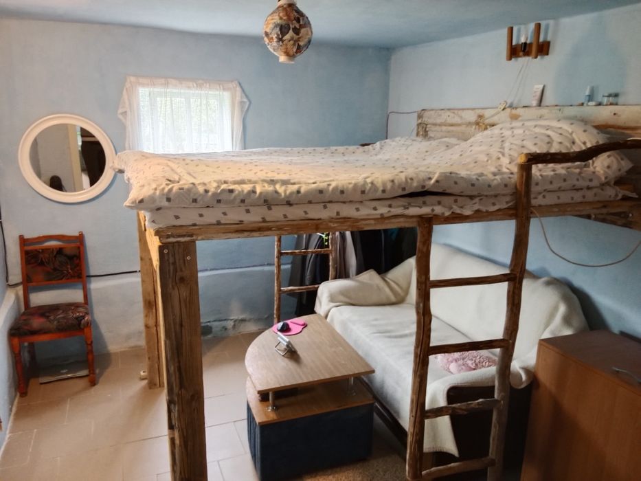 Оренда дачі з будинком