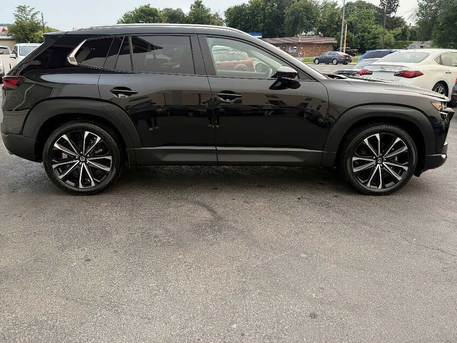 Mazda Cx-50      2024