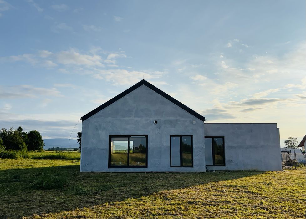 Nowoczesny dom 132m2 działka 17,5ar godzinę od wrocławia!Prywatnie