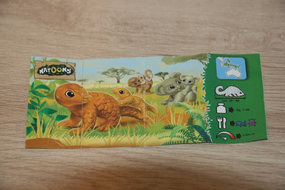 Kinder EN124 - Natoons - Hanging Animals