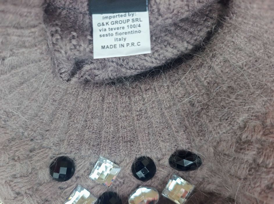 Жіночий теплий берет з ангори. Італія..