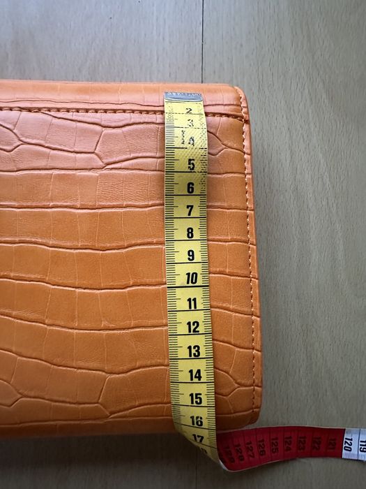 Mala envelope cor de laranja