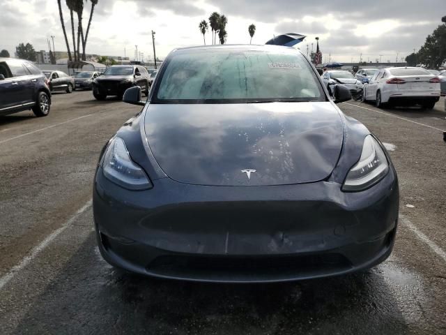 Tesla MY без ДТП