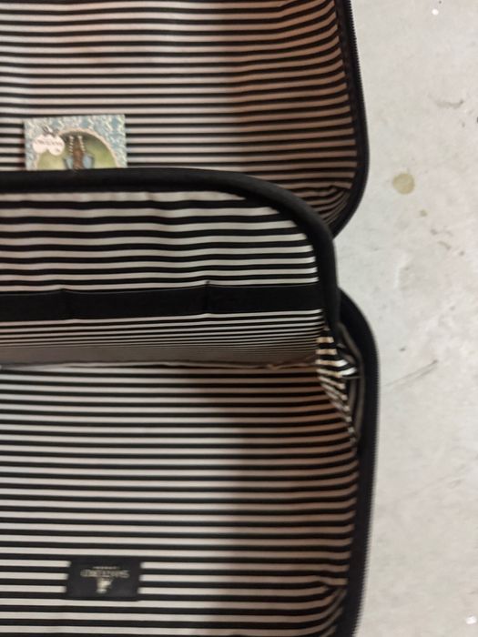 Mala de viagem pequena