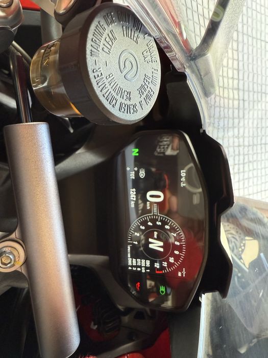 Ducati Panigale V2  (955cc, 155cv)Agosto 2024