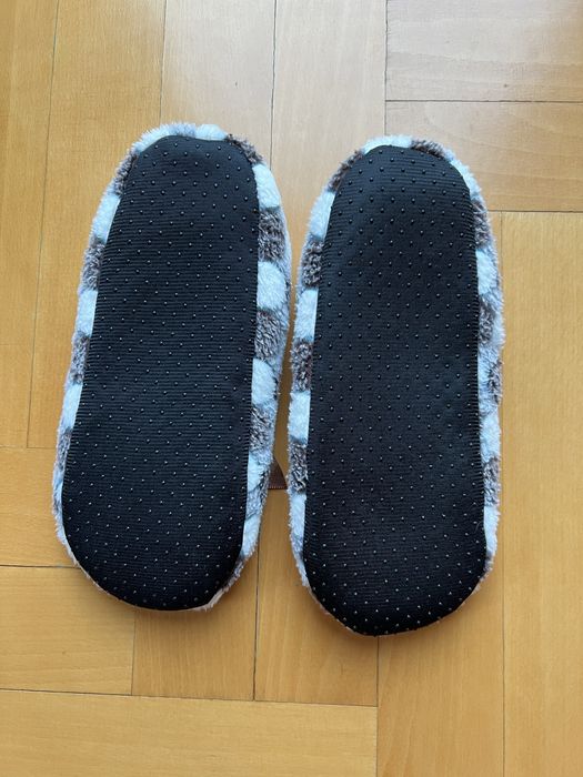 NOWE Kapcie pluszowe