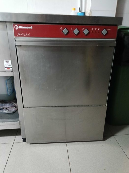 Venda de equipamentos de restauração