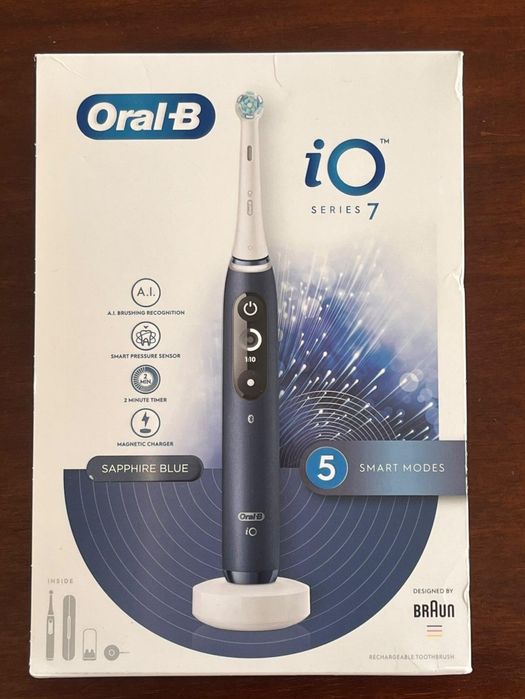 Szczoteczka  ORAL-B IO 7 Sapphire Blue