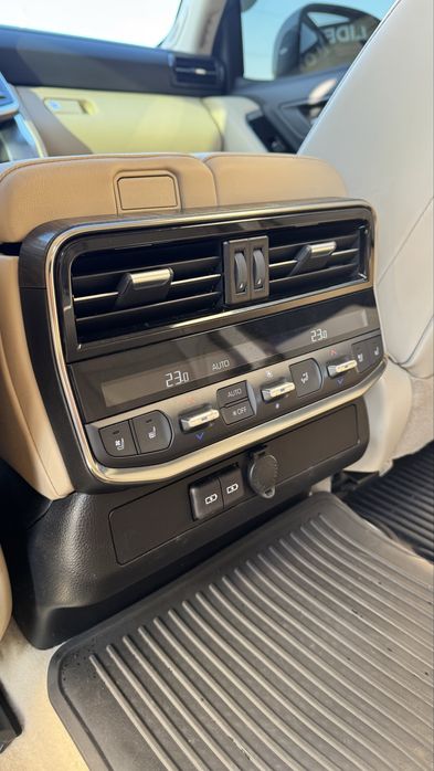 Toyota Land Cruiser Тойота 300 Premium 2022 р 3,3 дизель 10АКПП