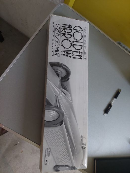Caixa de brinquedo golden arrow