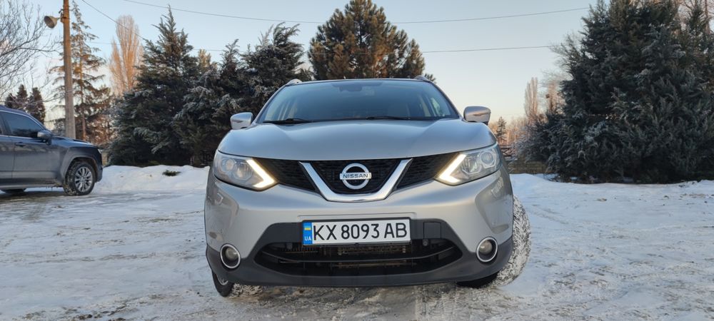 Ніссан Кашкай топова комплектація
