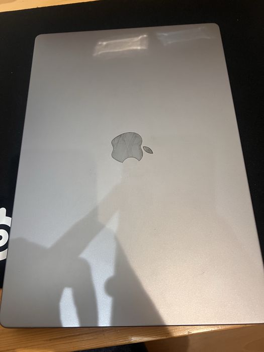 Macbook M1 Pro 16”