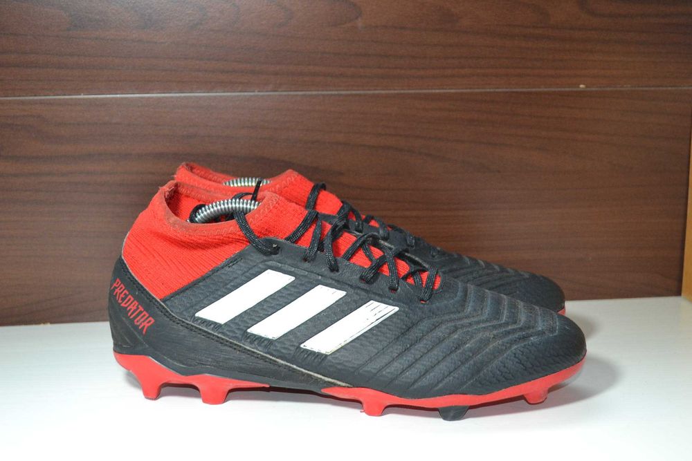 adidas predator 44.5р бутсы шиповки копочки бампы . Оригинал.