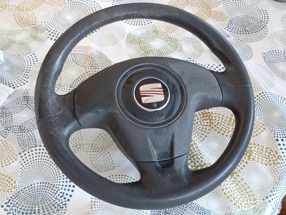Volante SEAT Ibiza com airbag