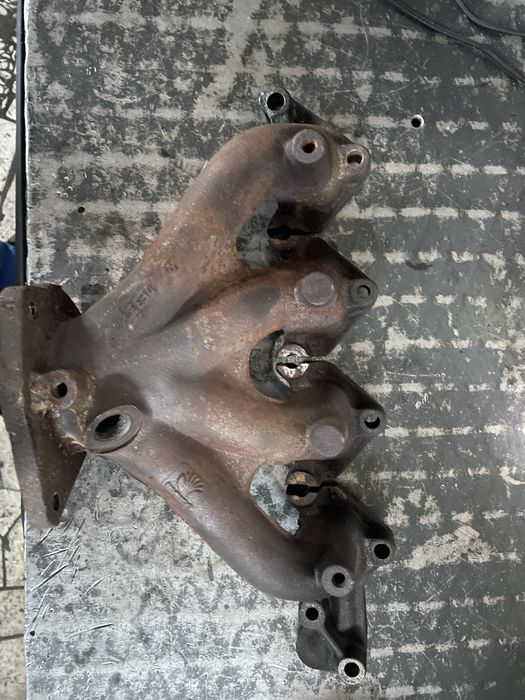 Випускний колектор