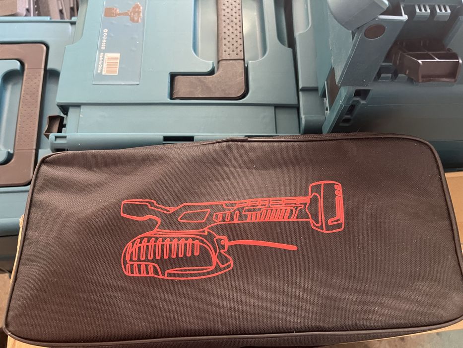 Maquina vibratoria para acentar cerâmica