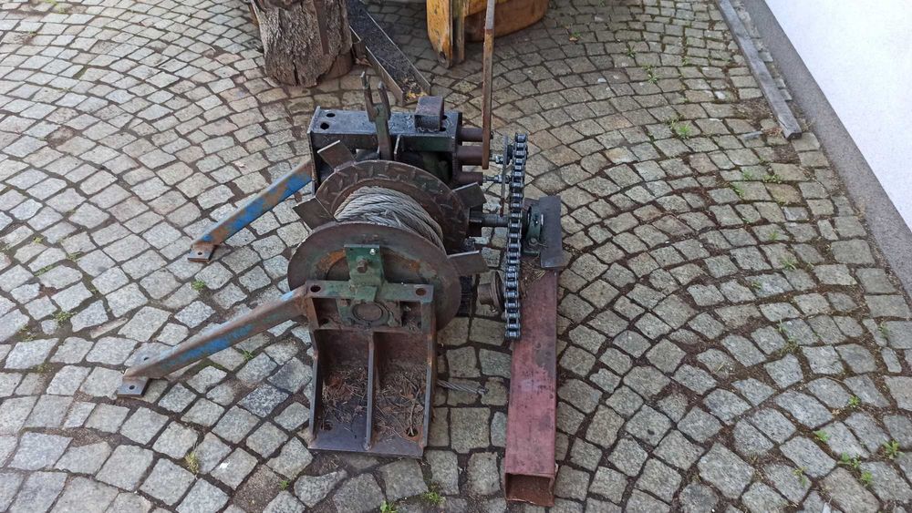 Wciągarka Leśna Zrywkowa Wyciągarka Ciągnik Leśny Zrywkowy Lina Liny