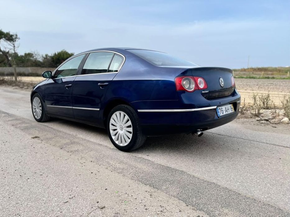 Volkswagen Passat 2.0TDI Full Extras — photo 2