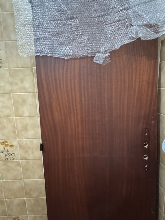 Vendo 2 portas madeira maciça 120 x 70 x 4
