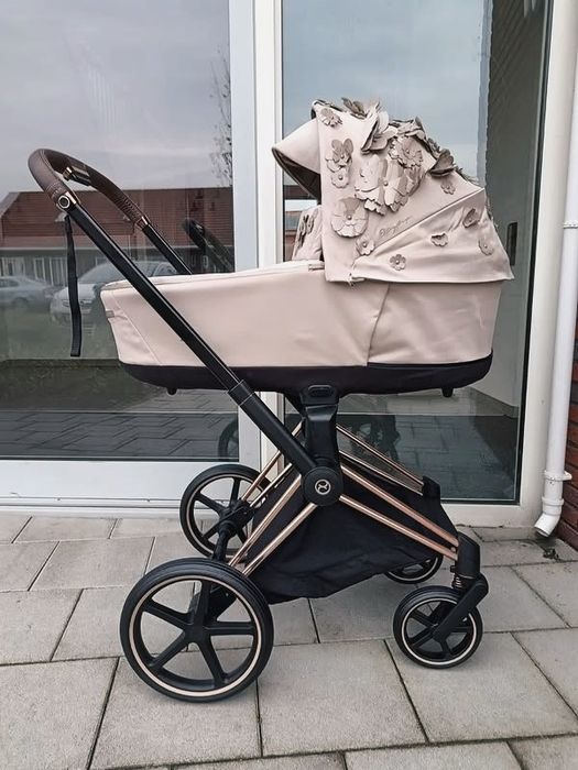 Коляска Cybex Priam lux 4.0 simply flowers