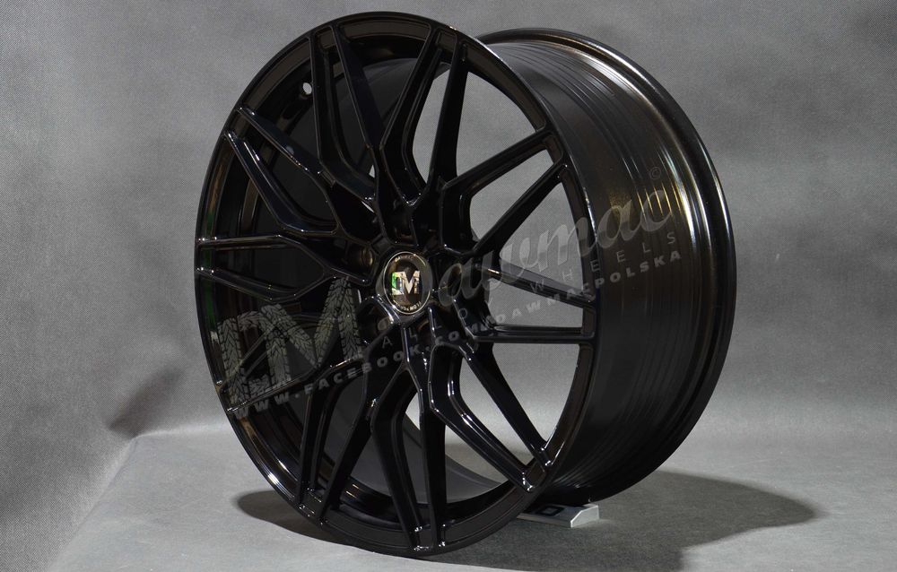 Felgi aluminiowe DM05 Flow Forming 18" 8J ET30 5x112 Black