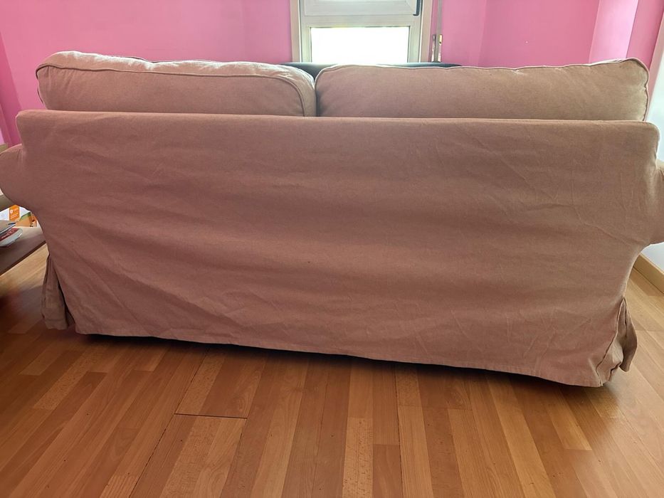 Sofá 2 lugares bege em excelente estado – 120€