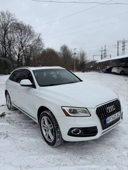 Продам Audi Q5 2012