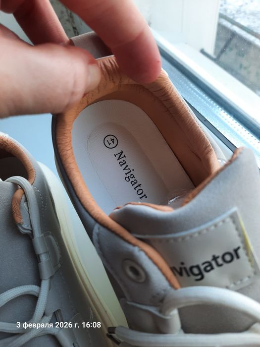 Нові кросівки 25,8см