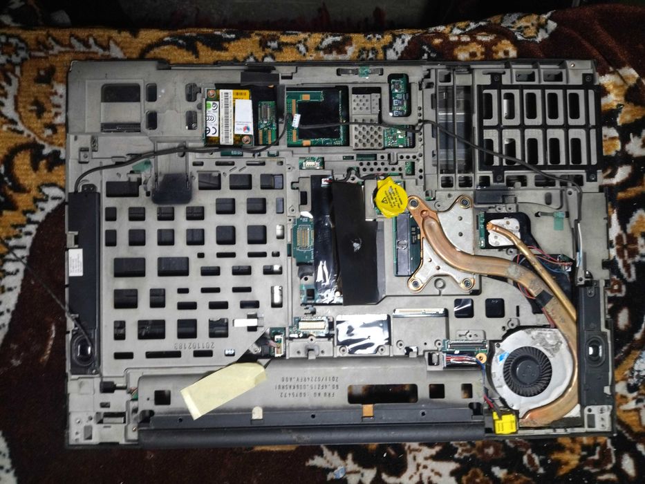 Ноутбук Lenovo ThinkPad T410 по запчастям