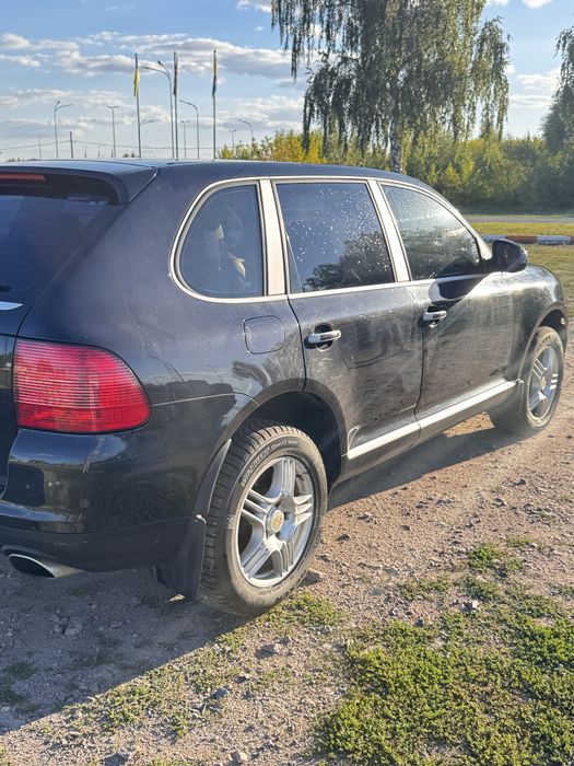 Продам  Porsche Cayenne