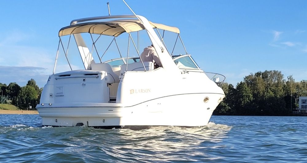Łódź motorowodna motorówka Larson 280