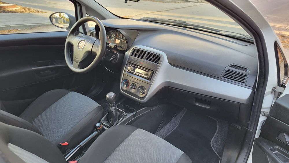 Fiat Grande Punto 2012 1.2 benzyna klima