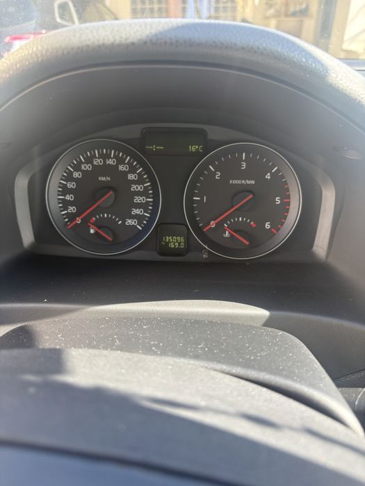 Volvo C30 1.6D 2010, 130.000km, económico e fiável, ótimo estado