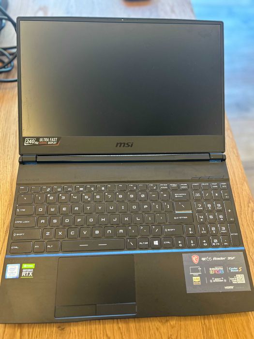 Laptop gamingowy MSI 15.6" i7- 16GB 512GB SSD GeForce 2070