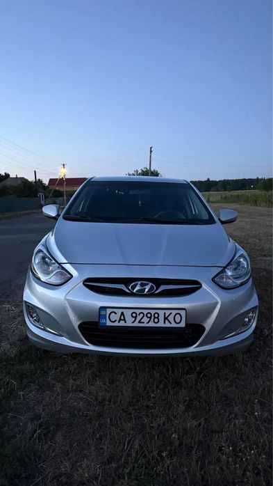 Hyundai Accent 1.6 газ -бензин 2012р
