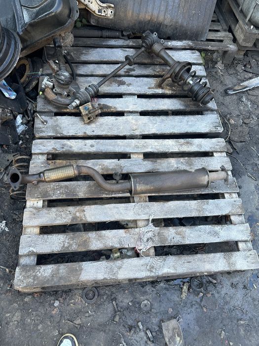 Приемная труба резонатор чери кимо джаги