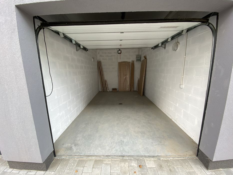 Wynajme garaż  kopcińskiego 13/19 brama zamknieta kamera
