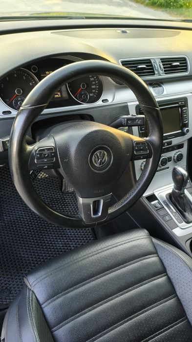 Продам Volkswagen Passat CC 2.0 бензин. 2012 року. По Америці 2013 рік