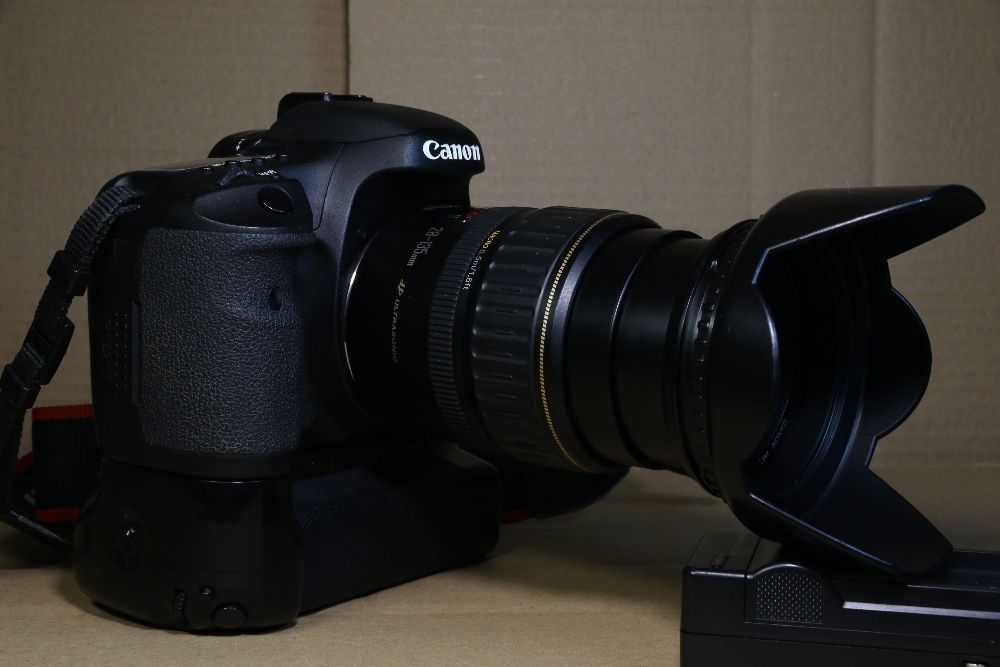 Фотоапарат CANON 7D комплект